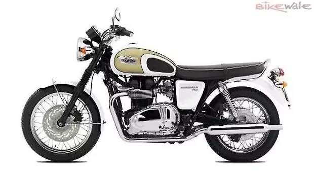 Triumph Motorcycles India ties up with HDFC Bank Triumph Motorcycles India ties up with HDFC Bank
