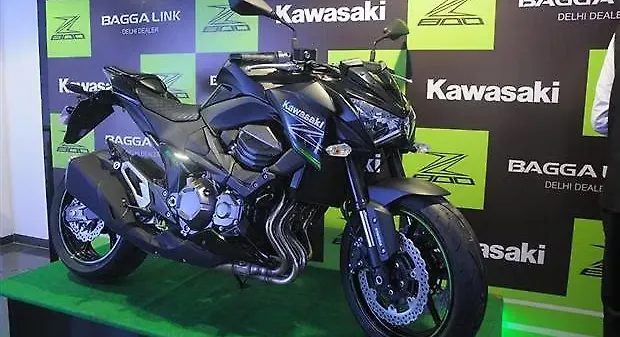 Kawasaki India launches the Z800 at Rs 7.9 lakh Kawasaki India launches the Z800 at Rs 7.9 lakh