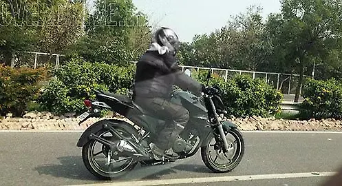 Updated Yamaha FZ spotted on test in India Updated Yamaha FZ spotted on test in India