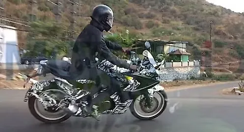 Bajaj Pulsar SS200 spied testing Bajaj Pulsar SS200 spied testing