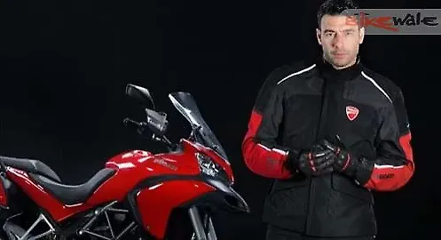 Ducati showcases motorcycle wirelessly integrated with airbag riding jackets Ducati showcases motorcycle wirelessly integrated with airbag riding jackets