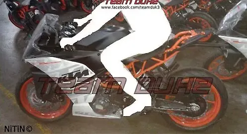KTM RC125, RC390 production ready models caught on camera KTM RC125, RC390 production ready models caught on camera