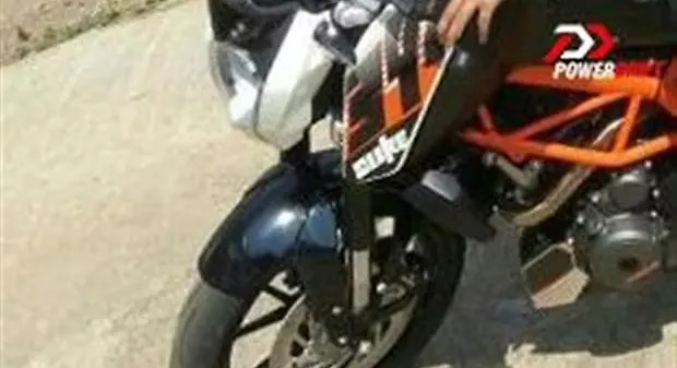 KTM Duke 390 scoop pictures emerges KTM Duke 390 scoop pictures emerges