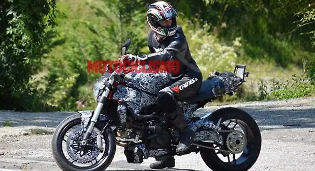2014 Ducati Monster 1198 spied 2014 Ducati Monster 1198 spied
