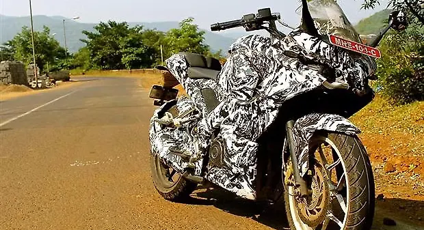 Is Bajaj Auto testing the Pulsar 200SS and Pulsar 375 together? Is Bajaj Auto testing the Pulsar 200SS and Pulsar 375 together?
