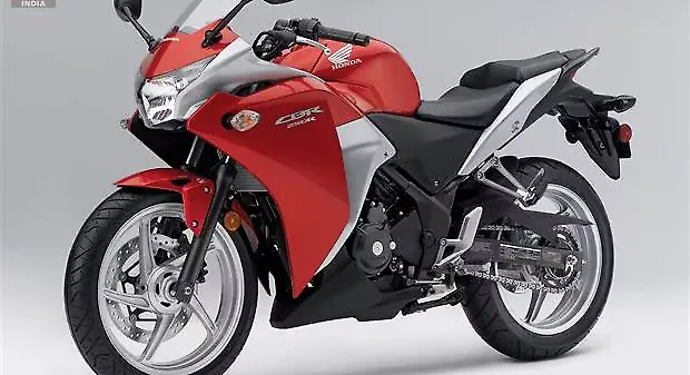 Honda to recall 11,500 units of the CBR250R Honda to recall 11,500 units of the CBR250R