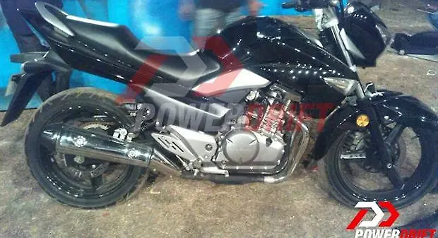 Suzuki Inazuma GW250 spied in Mumbai Suzuki Inazuma GW250 spied in Mumbai