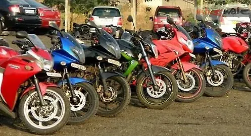Dun & Bradstreet’s Two-Wheeler Sector Outlook 2014 Dun & Bradstreet’s Two-Wheeler Sector Outlook 2014