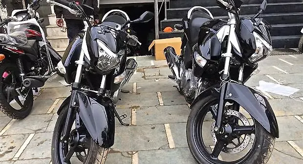 Suzuki Inazuma GW250 demo bikes spotted in dealership Suzuki Inazuma GW250 demo bikes spotted in dealership
