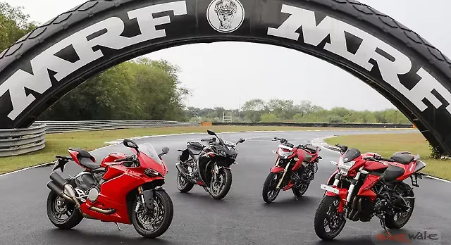 2016 BikeWale Track Day: road going bikes tested on track! 2016 BikeWale Track Day: road going bikes tested on track!