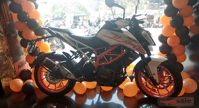 KTM 390 Duke now available in white