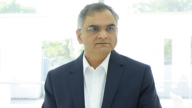 Dr Naveen Gautam