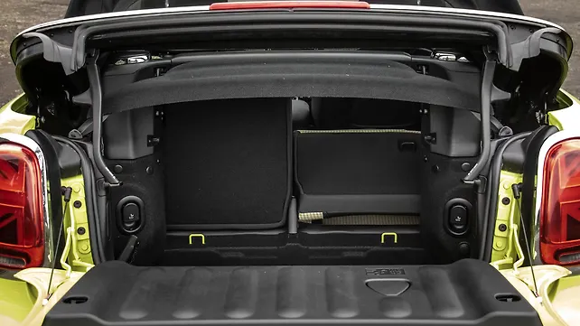 MINI Cooper Convertible Open Boot/Trunk