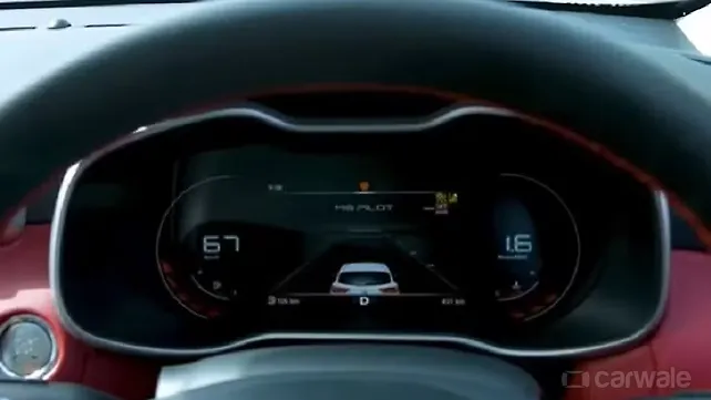 The instrument cluster The instrument cluster