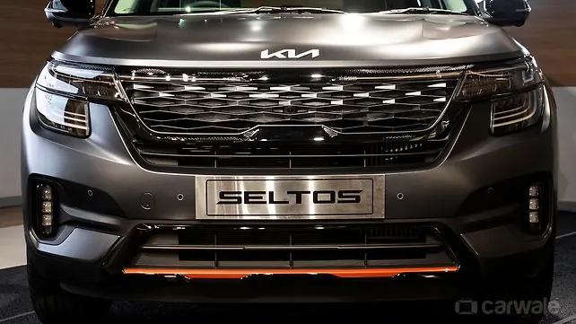 Front of Kia Seltos Front of Kia Seltos