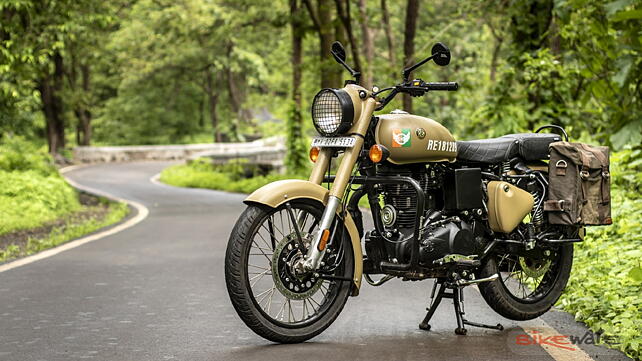 Royal Enfield 2021 Classic 350 Left Front Three Quarter