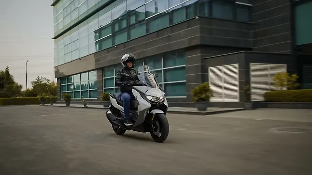 bike updates: 2022 KTM RC series, BMW C 