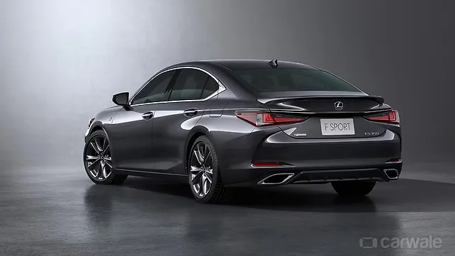 Rear left three quarters Rear left three quarters