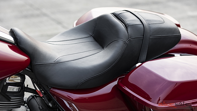 Harley-Davidson Street Glide Special Bike Seat