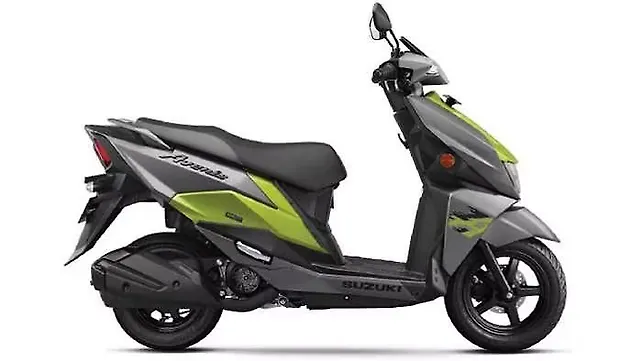 Suzuki Avenis 125 Right Side View Suzuki Avenis 125 Right Side View