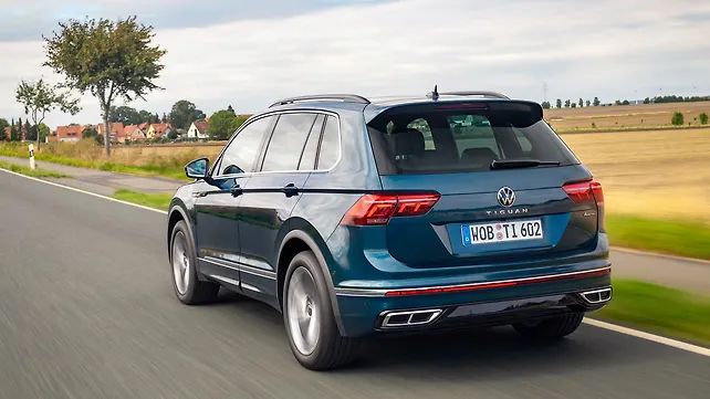 Volkswagen Tiguan Left Rear Three Quarter Volkswagen Tiguan Left Rear Three Quarter