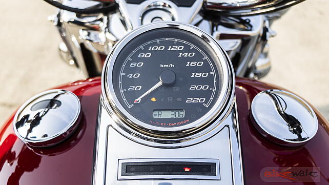 Harley Davidson Road King Price Mileage Images Colours Bikewale