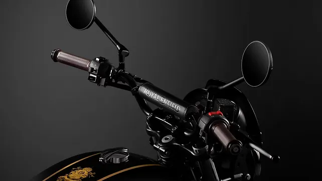 Royal Enfield Interceptor 650 Rear View Mirror Royal Enfield Interceptor 650 Rear View Mirror