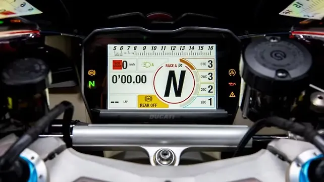 Ducati Panigale V4 Instrument Cluster Ducati Panigale V4 Instrument Cluster