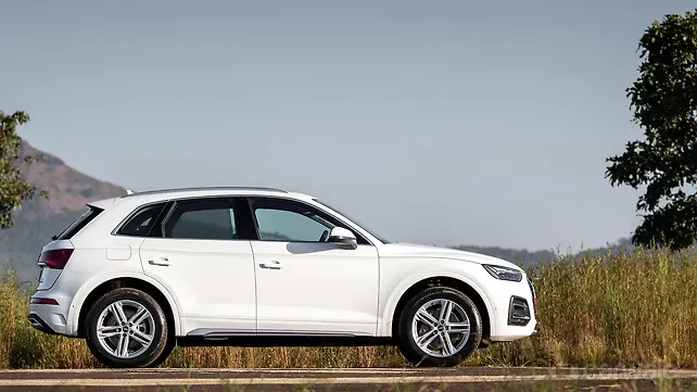 Audi Q5, вид слева Вид слева