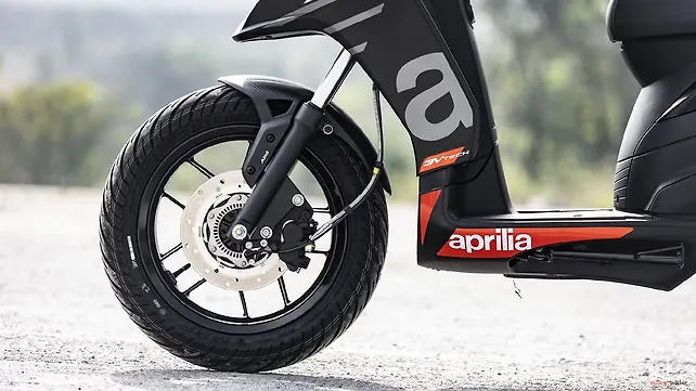 Aprilia SR 160 Front Disc Brake Aprilia SR 160 Front Disc Brake