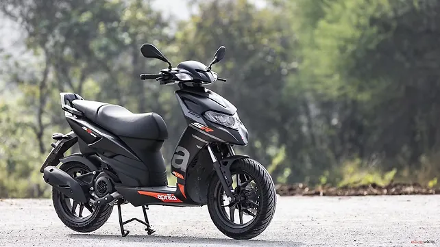 Aprilia SR 160 Right Side View Aprilia SR 160 Right Side View