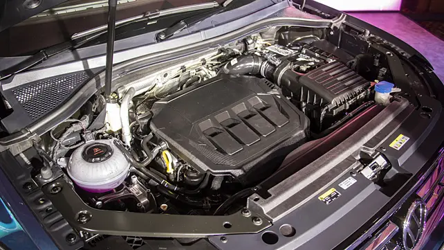 Volkswagen Tiguan Engine Shot Volkswagen Tiguan Engine Shot
