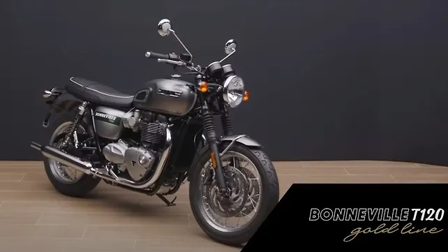 Triumph Bonneville T120 Right Side View Triumph Bonneville T120 Right Side View