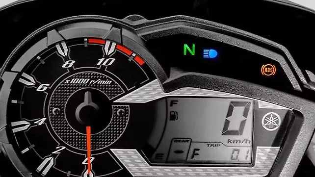 Yamaha MT 15 instrument panel Yamaha MT 15 instrument panel