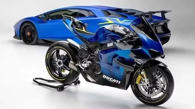 Ducati Panigale V4 Right Side View Ducati Panigale V4 Right Side View