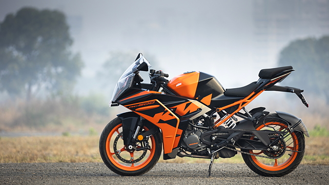 ktm rc on road price 200