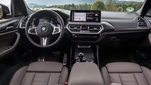 Приборная панель BMW X3 с подтяжкой лица