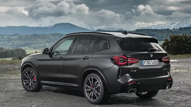 BMW X3 Facelift Левая задняя три четверти BMW X3 Facelift Левая задняя три четверти