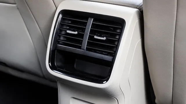 Skoda Octavia Front Centre Air Vents