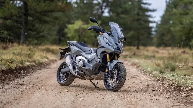 Honda Africa Twin Right Side View Honda Africa Twin Right Side View