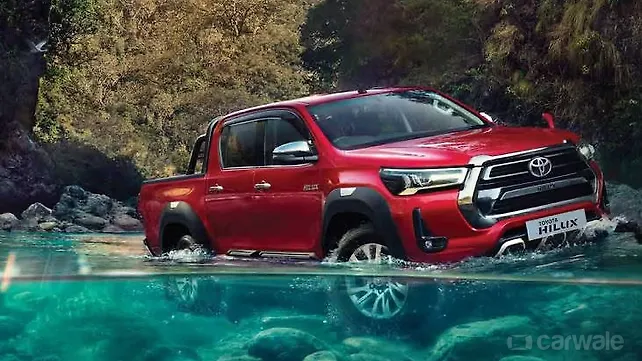 Toyota Hilux правый передний три четверти Toyota Hilux правый передний три четверти