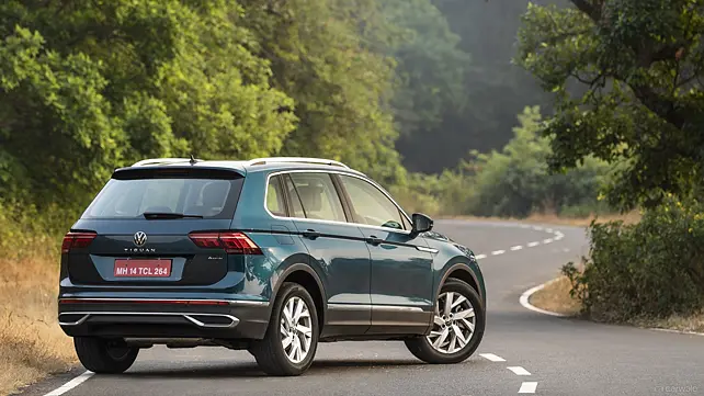 Volkswagen Tiguan Right Rear Three Quarter Volkswagen Tiguan Right Rear Three Quarter