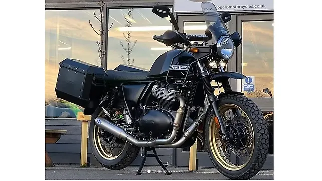 Royal Enfield Himalayan 650 Right Side View Royal Enfield Himalayan 650 Right Side View