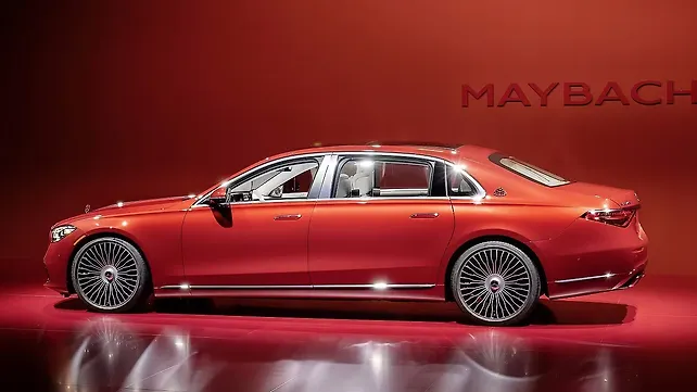 Mercedes-Benz S-Class Left Side View Mercedes-Benz S-Class Left Side View