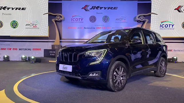 Mahindra XUV700 Left Front Three Quarter Mahindra XUV700 Left Front Three Quarter