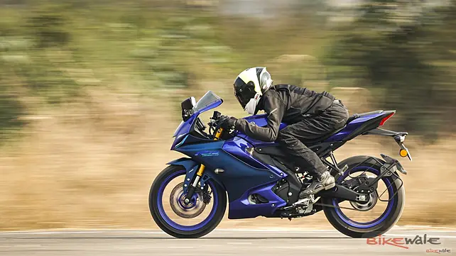 Yamaha YZF R15 V4 Left Side View