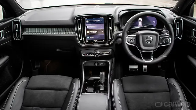 Volvo XC40 sạc Charging Control Panel dashboard