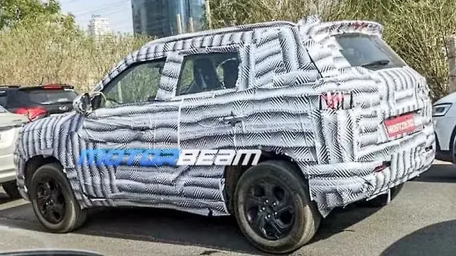 Maruti Suzuki 2022 Vitara Brezza Three quarters rear left Maruti Suzuki 2022 Vitara Brezza Three quarters rear left