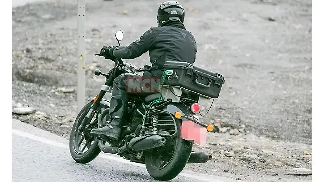 Royal Enfield Shotgun 650 Left Rear Three Quarter Royal Enfield Shotgun 650 Left Rear Three Quarter