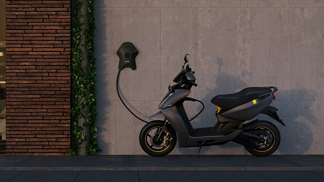 ather 450x fast charging